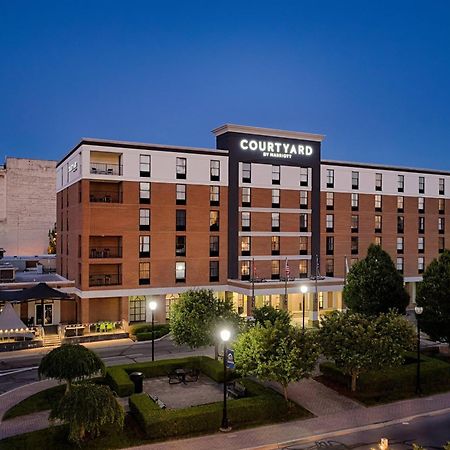Courtyard By Marriott Springfield Downtown Exterior foto