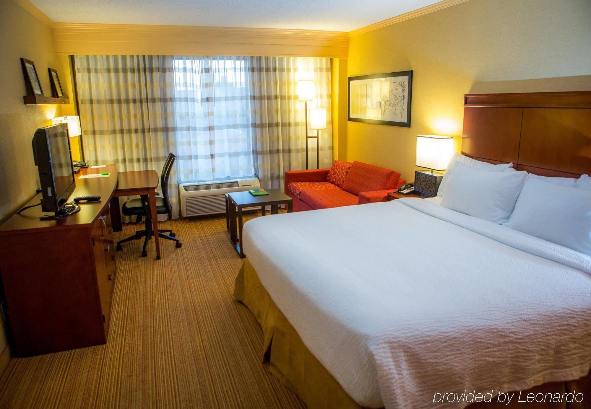Courtyard By Marriott Springfield Downtown Exterior foto